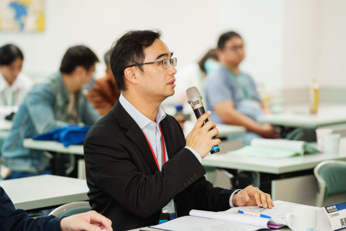 第二屆 智慧機器人簡報審查